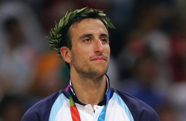 圣安东尼奥马刺内部会议纪要流出：窗口期复出首秀，欧冠使命明确，球探报告显示潜力的简单介绍